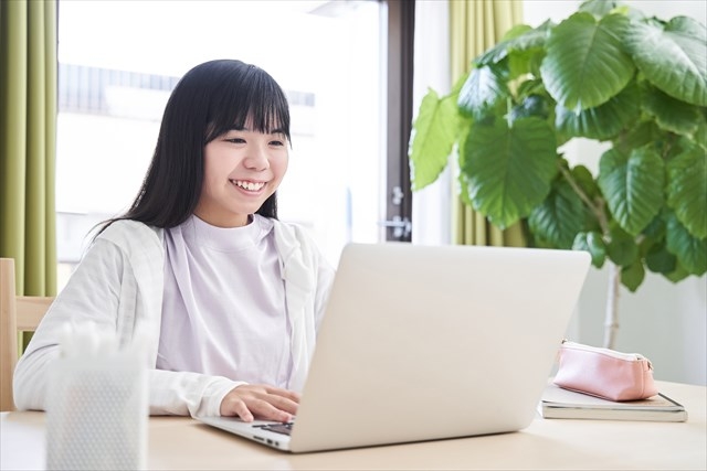 無料で使えるWindows10に最適な動画編集ソフト6選！標準ソフトの解説も